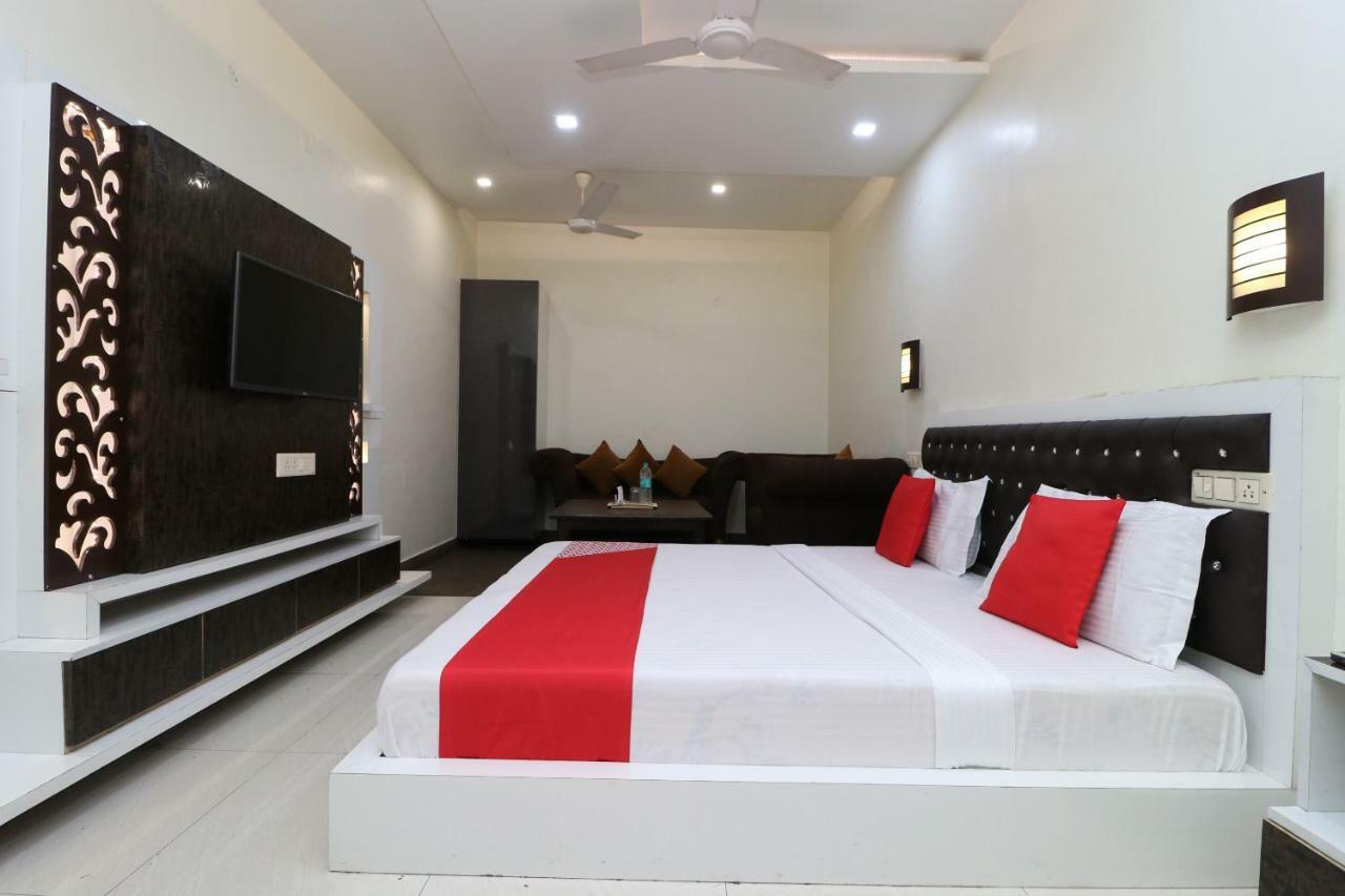 Oyo 29637 Hotel Kakkar Ludhiana Exterior photo